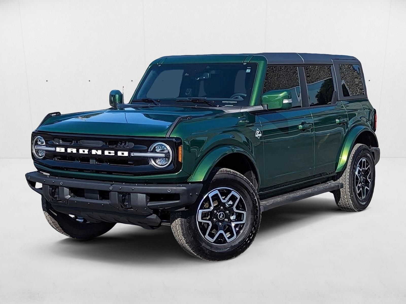 2024 Ford Bronco 4-Door Outer Banks's photo