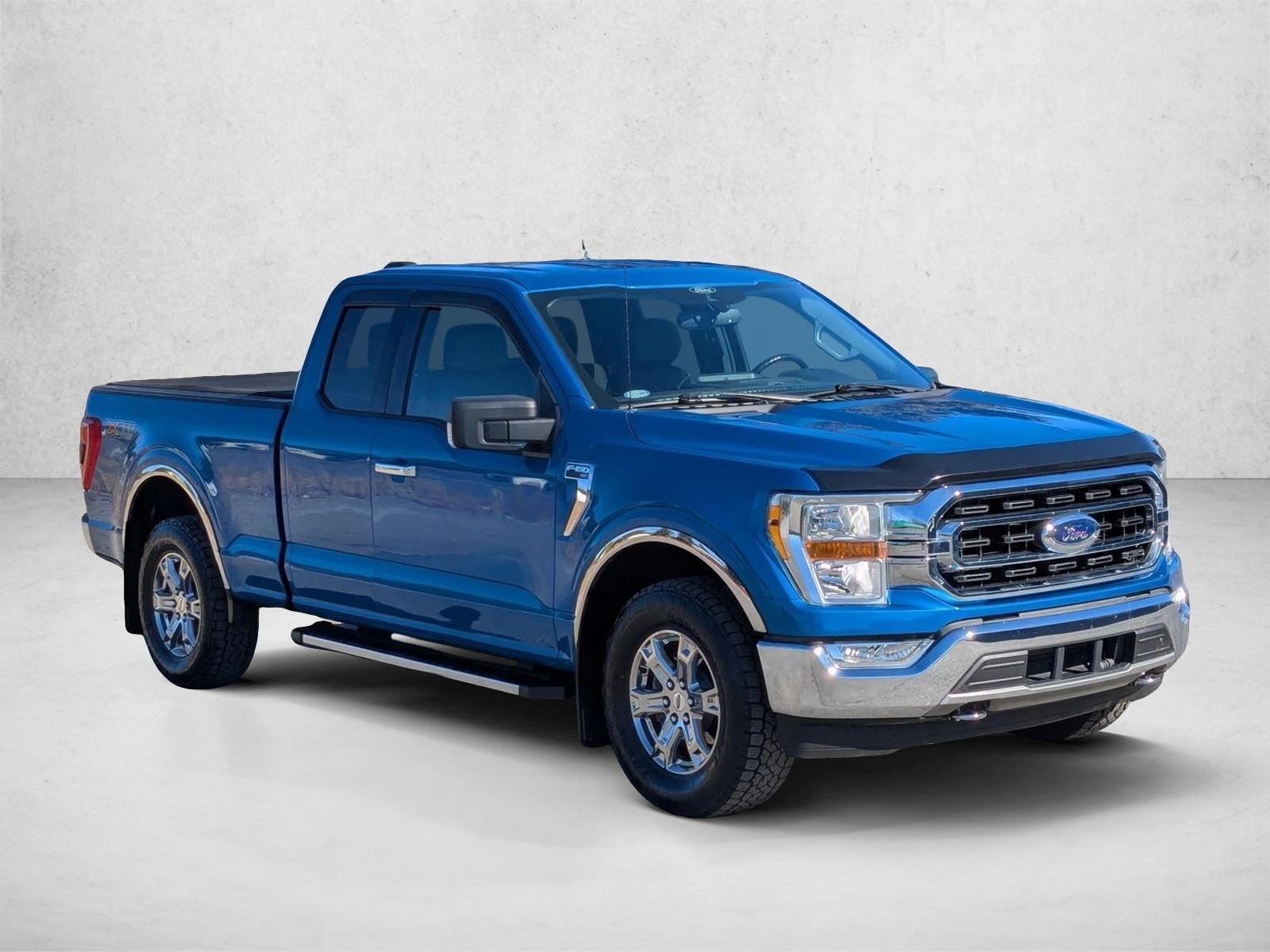 2021 Ford F-150 XLT photo 3