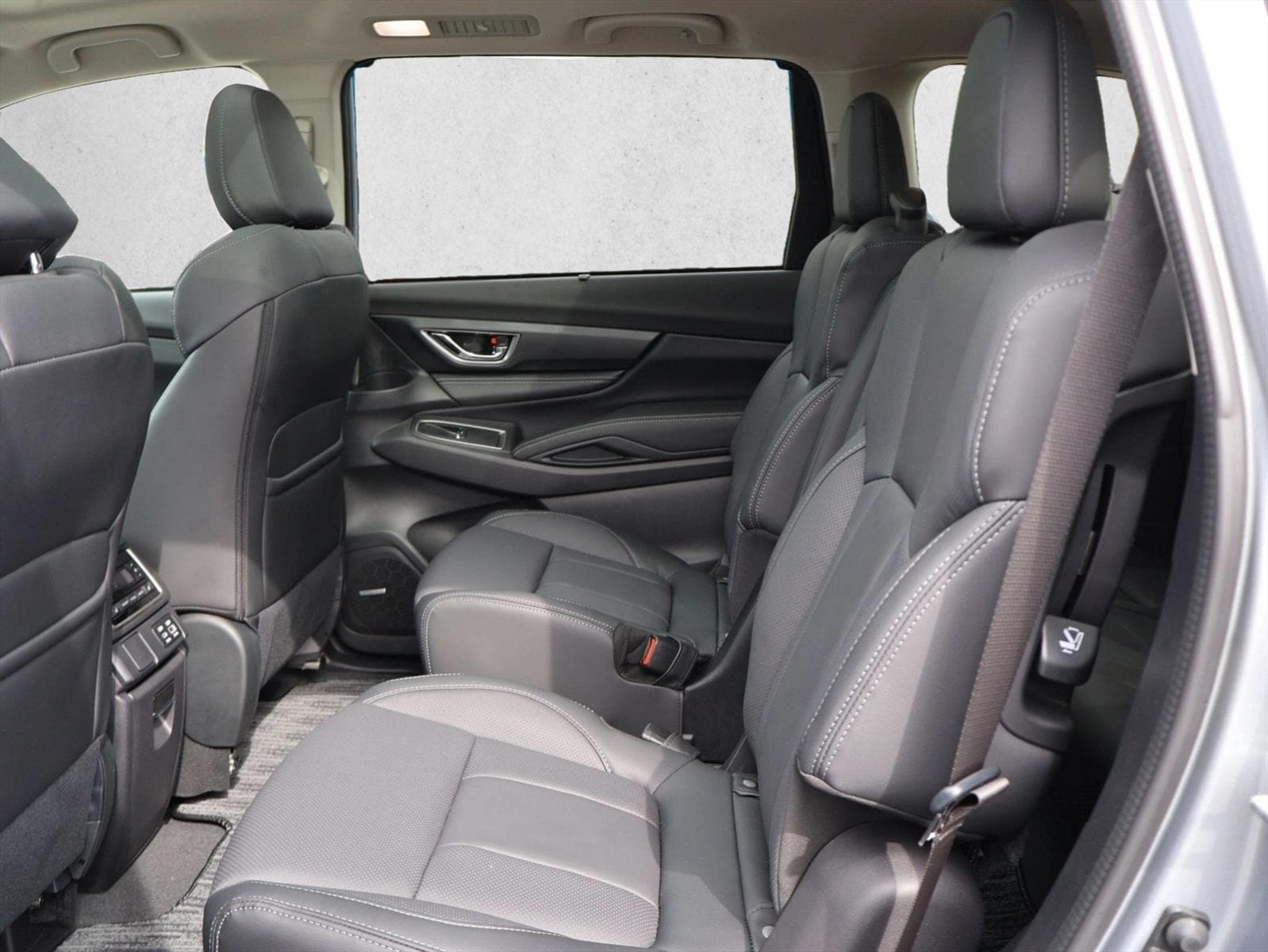 2026 Subaru Ascent Limited - Photo 17