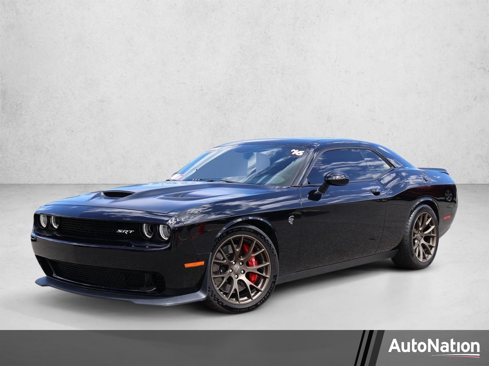 2016 Dodge Challenger SRT Hellcat's photo