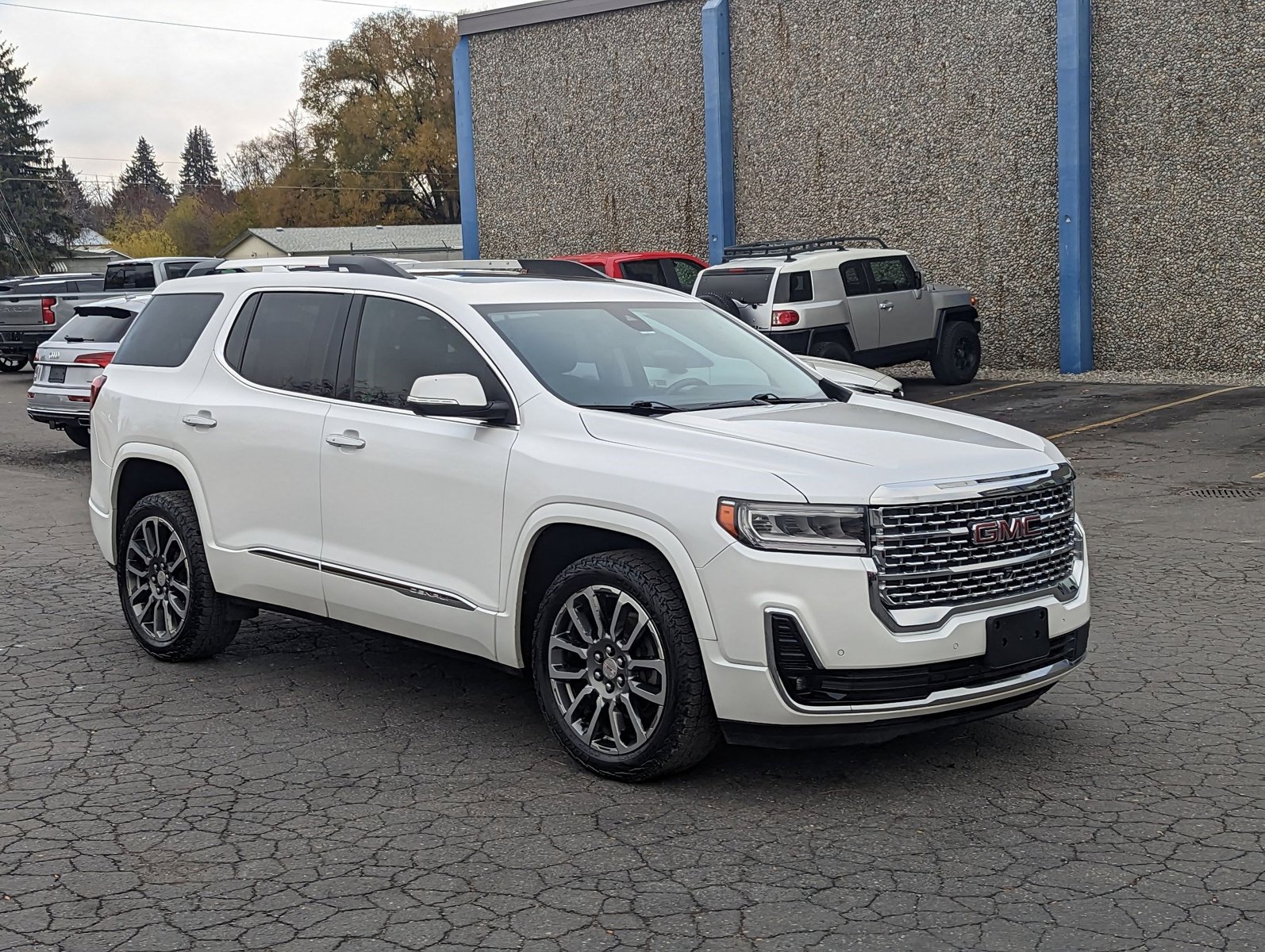 2020 Gmc Acadia Denali photo 3