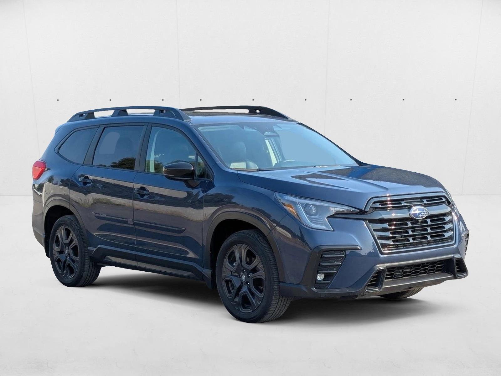 2025 Subaru Ascent Onyx Edition Touring photo 3