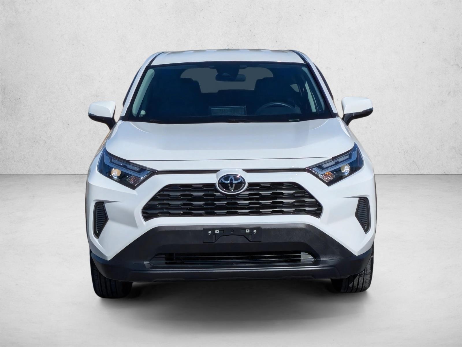 2024 Toyota RAV4 LE photo 2