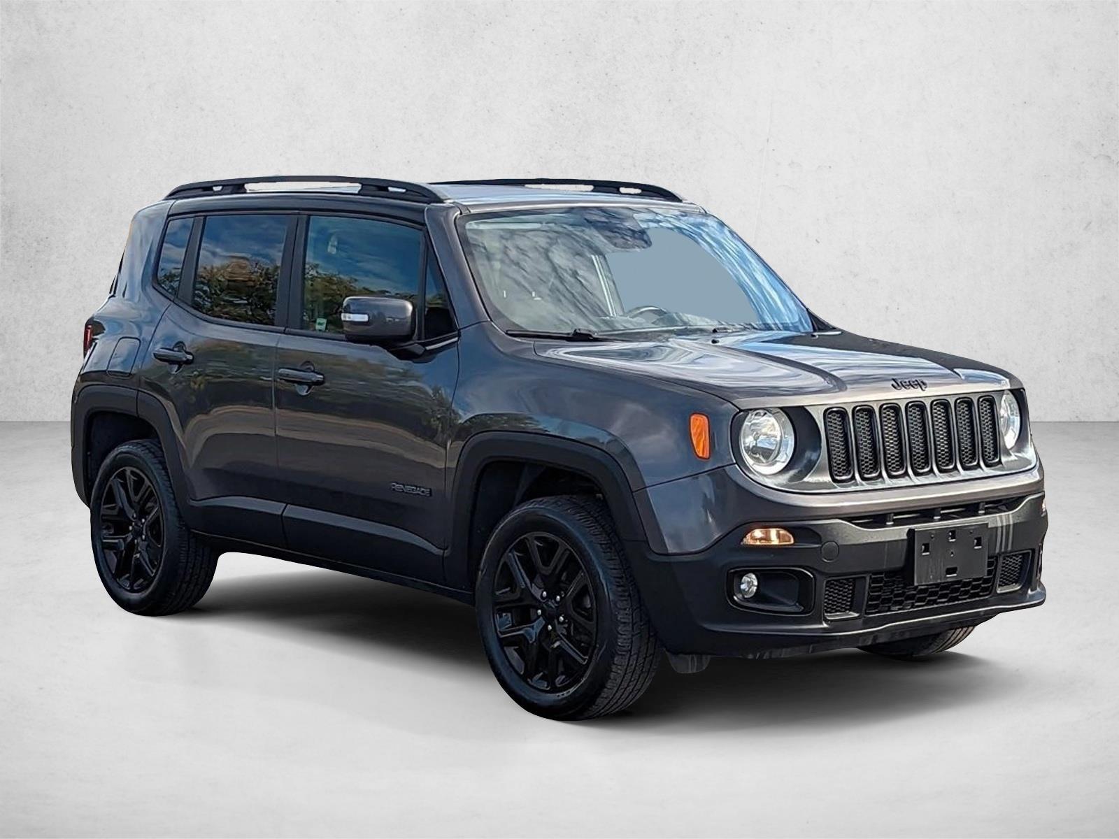 2016 Jeep Renegade Latitude North Edition photo 3