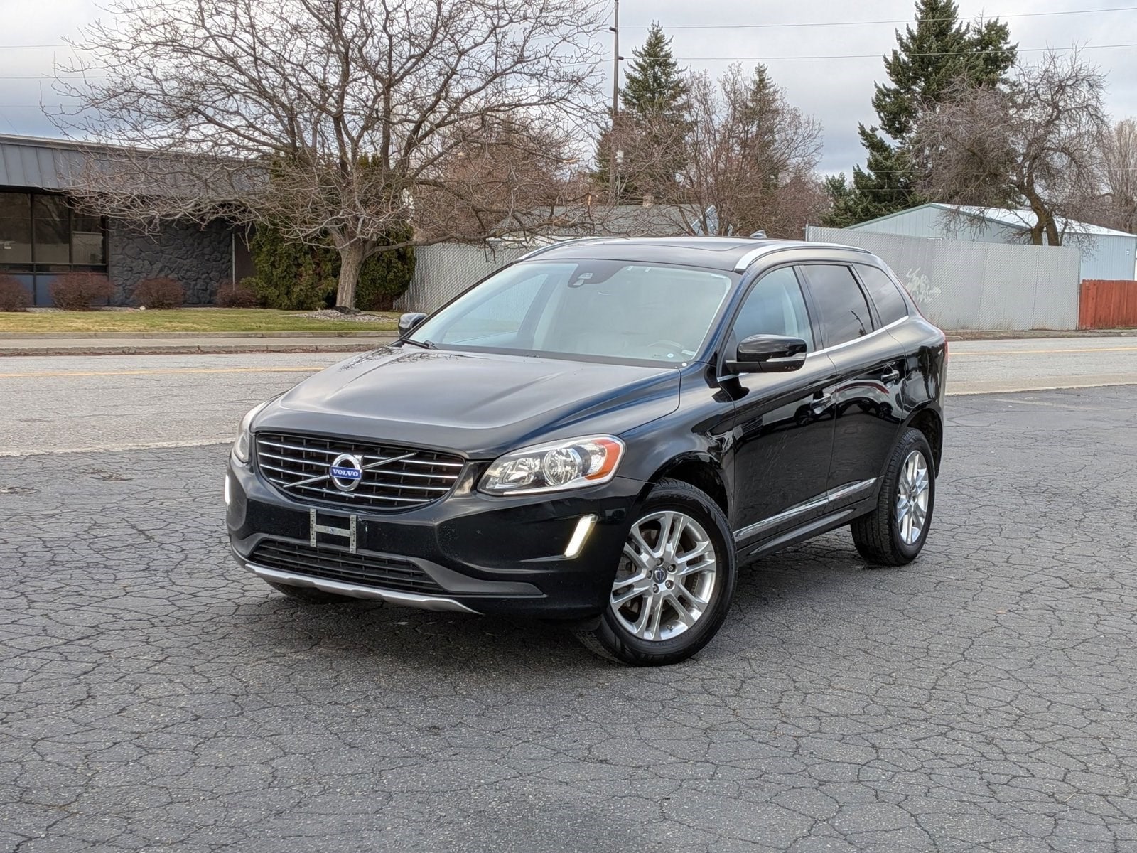 2015 Volvo XC60 Premier's photo