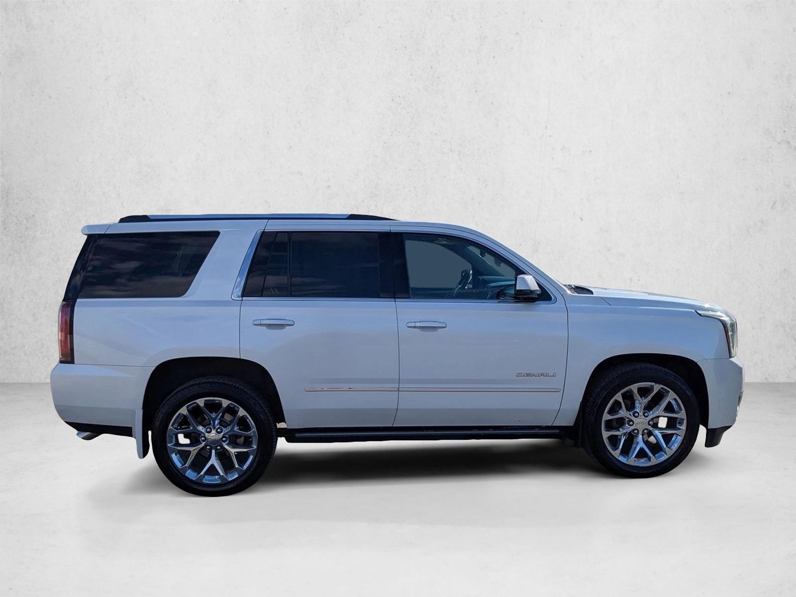 2016 Gmc Yukon Denali photo 4