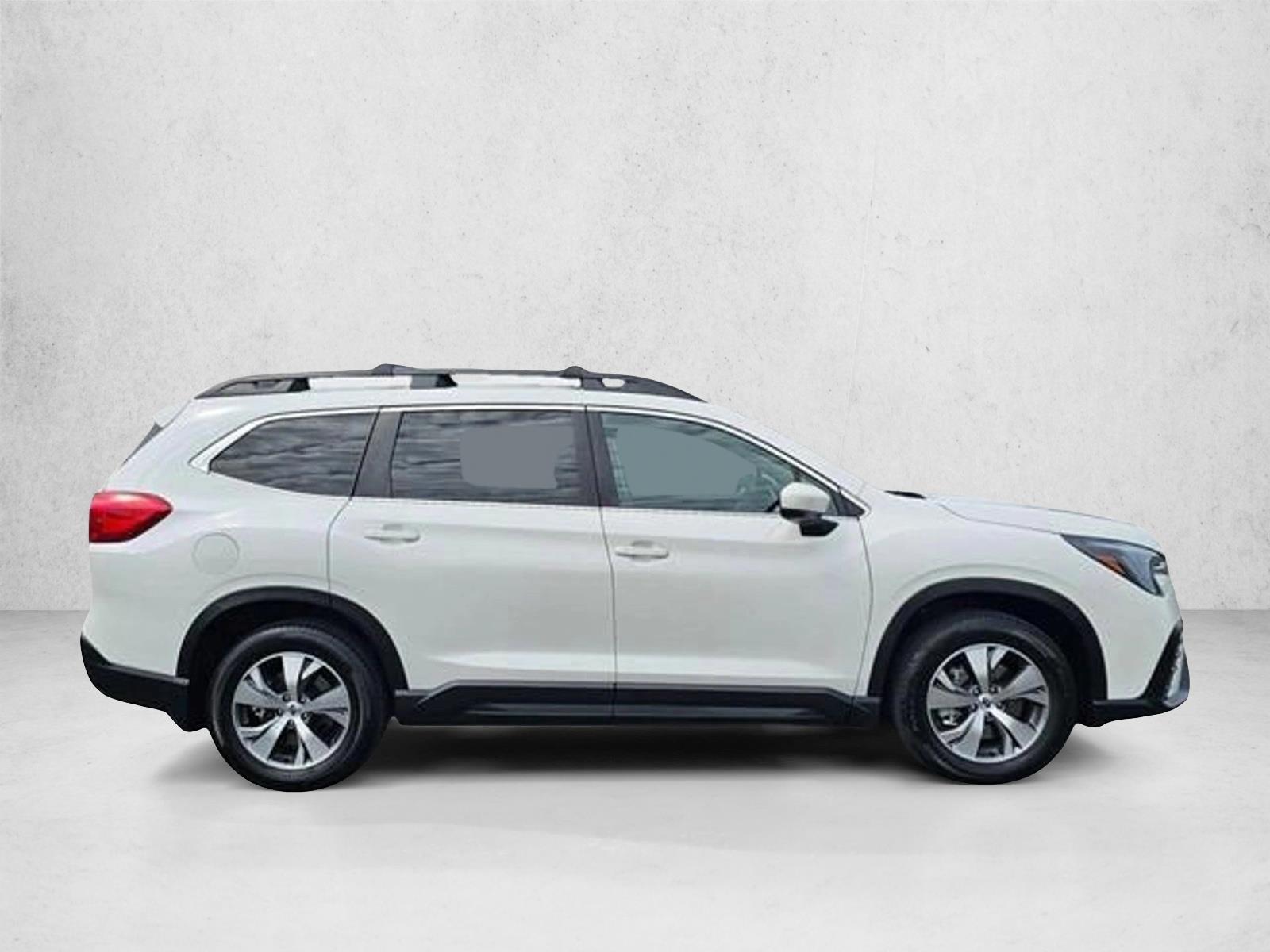 2024 Subaru Ascent Premium photo 4