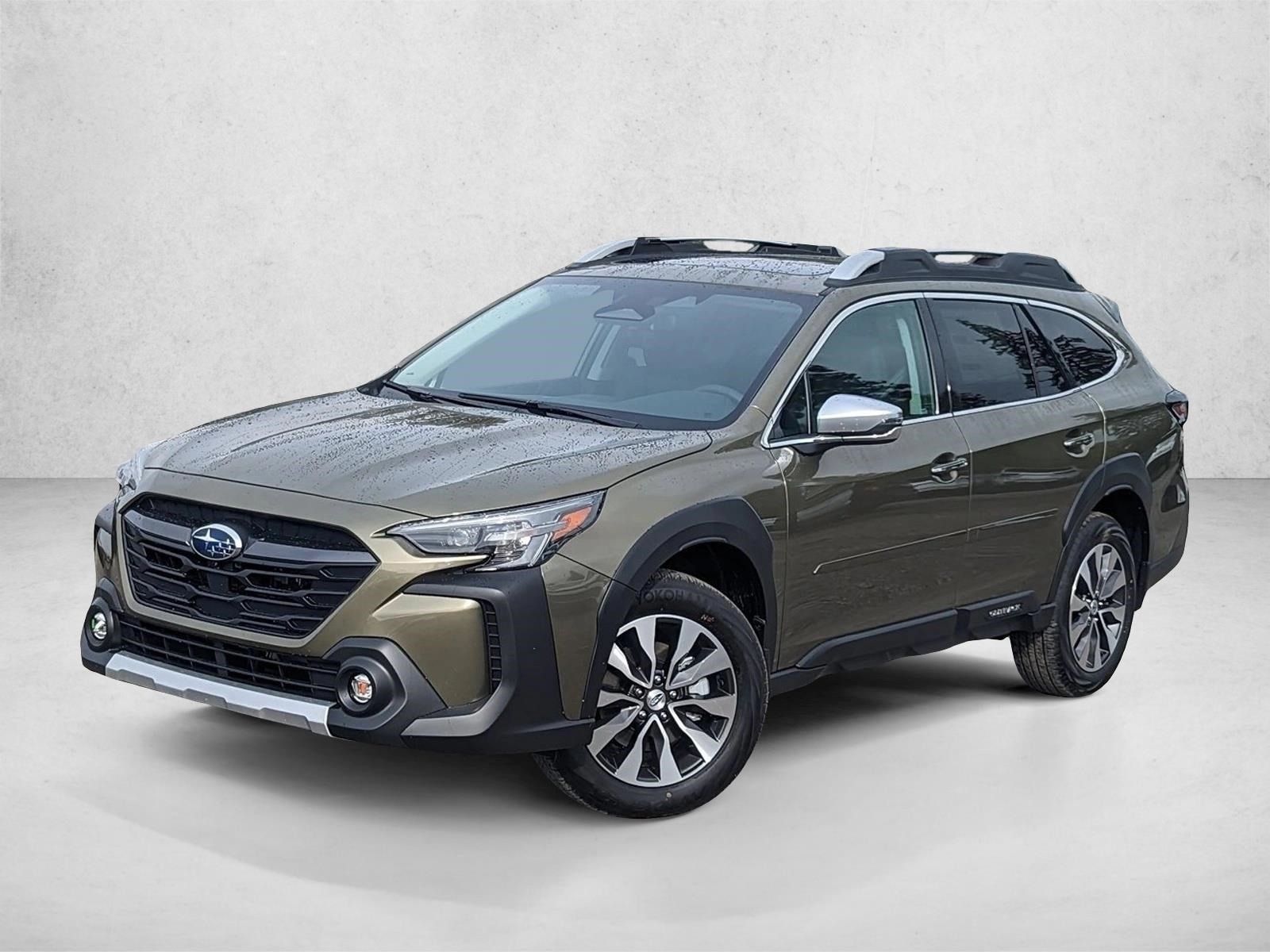 2025 Subaru Outback Touring's photo