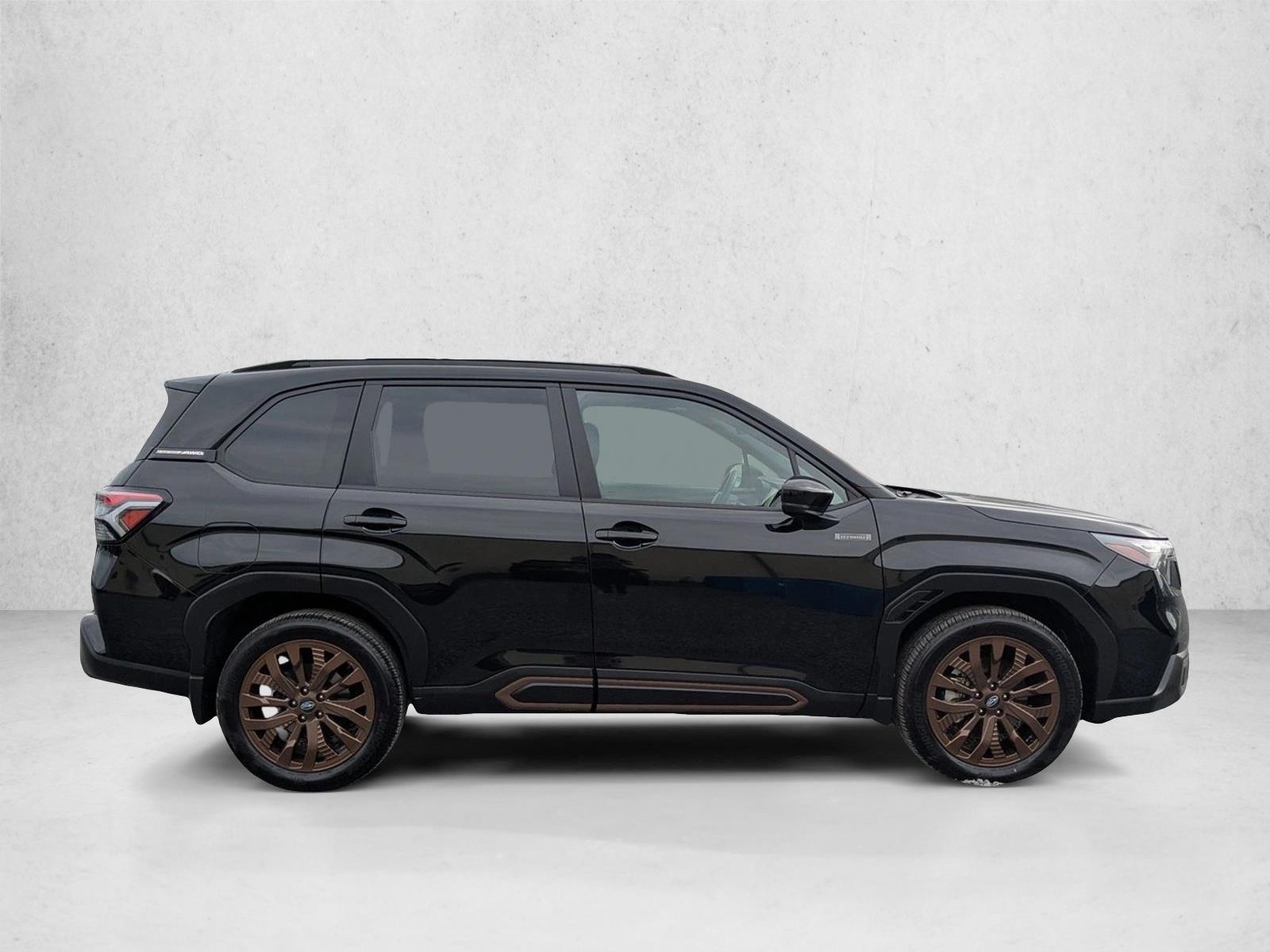 2025 Subaru Forester Sport photo 4
