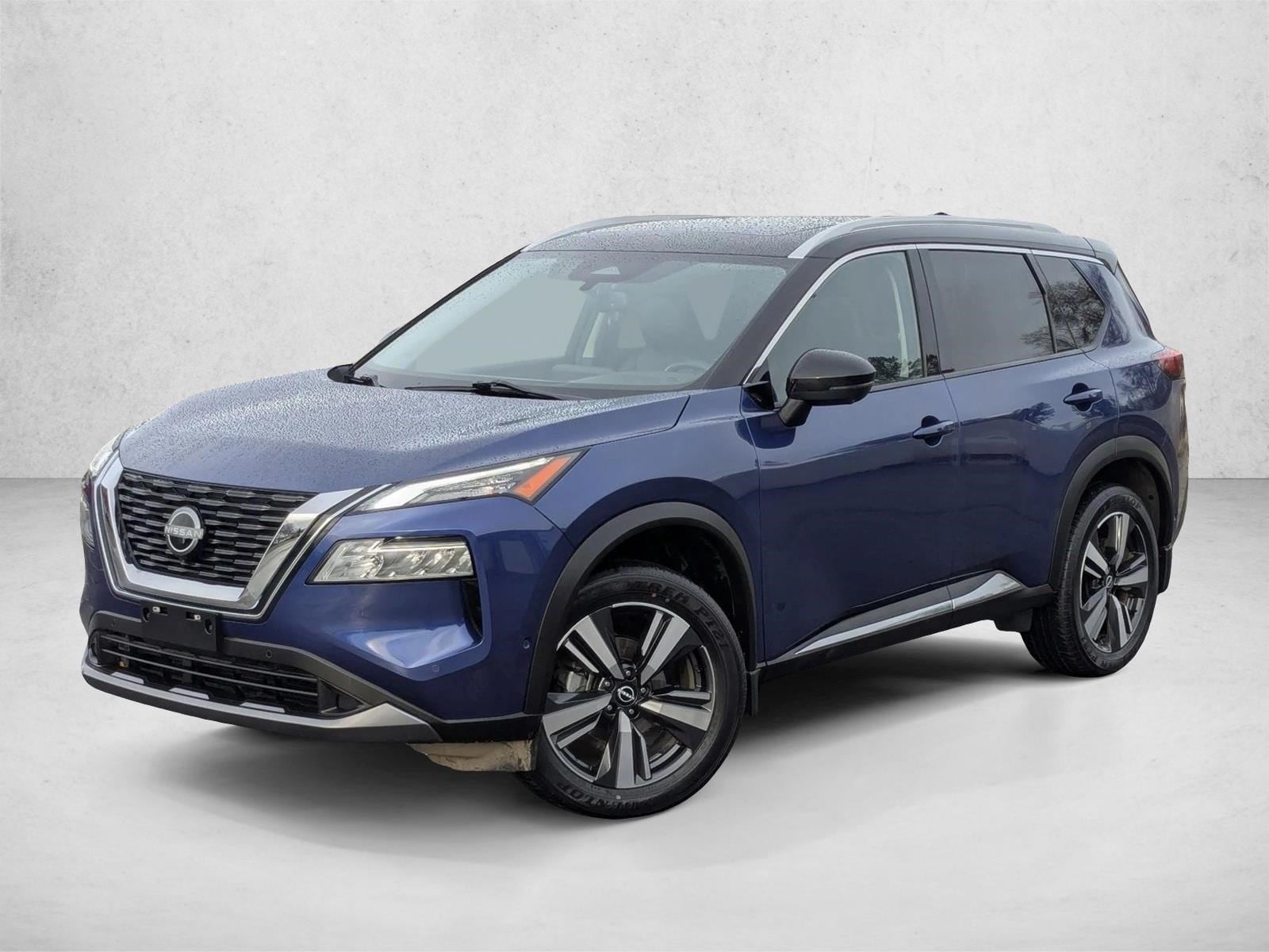 2023 Nissan Rogue SL's photo