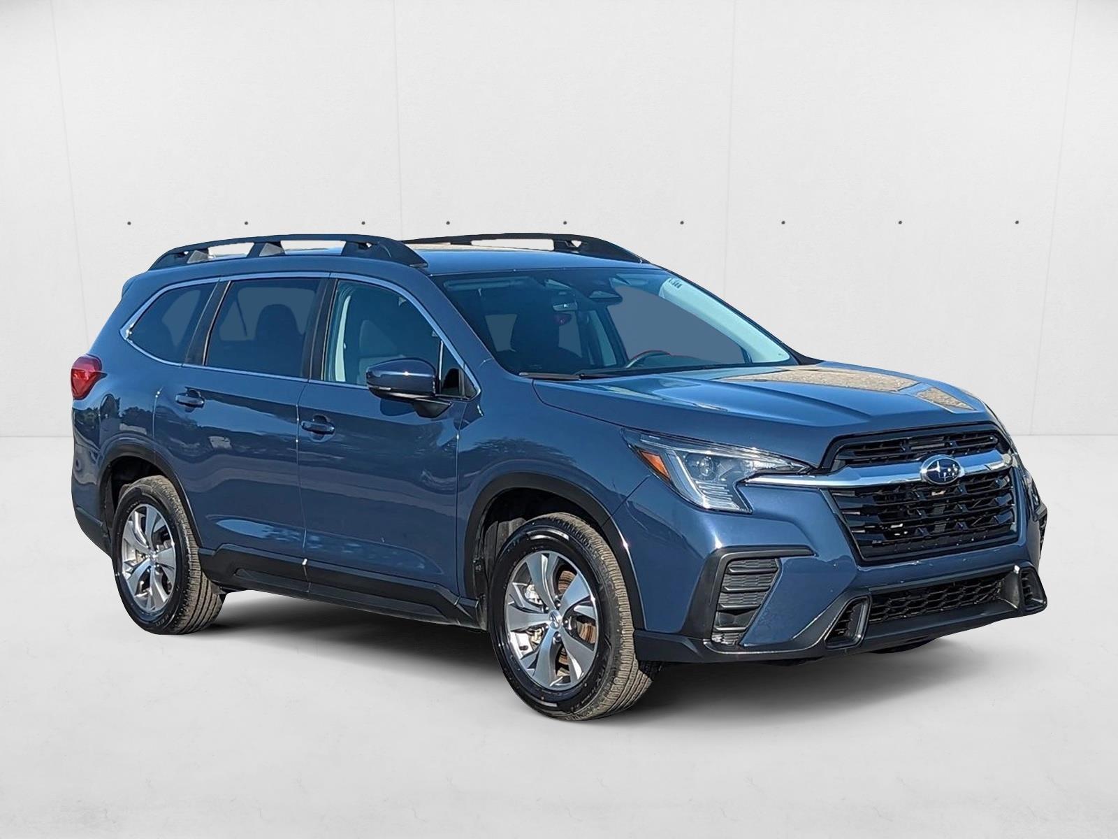 2024 Subaru Ascent Premium photo 3