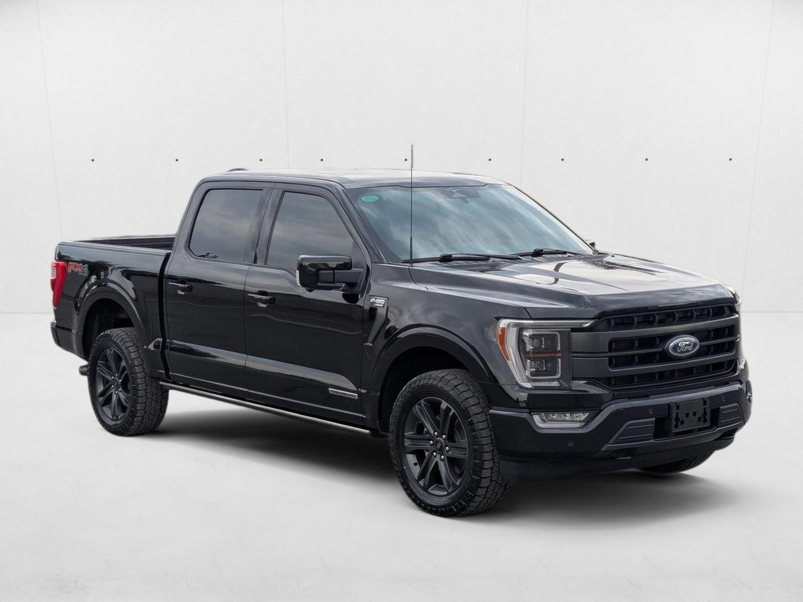 2023 Ford F-150 Lariat photo 3