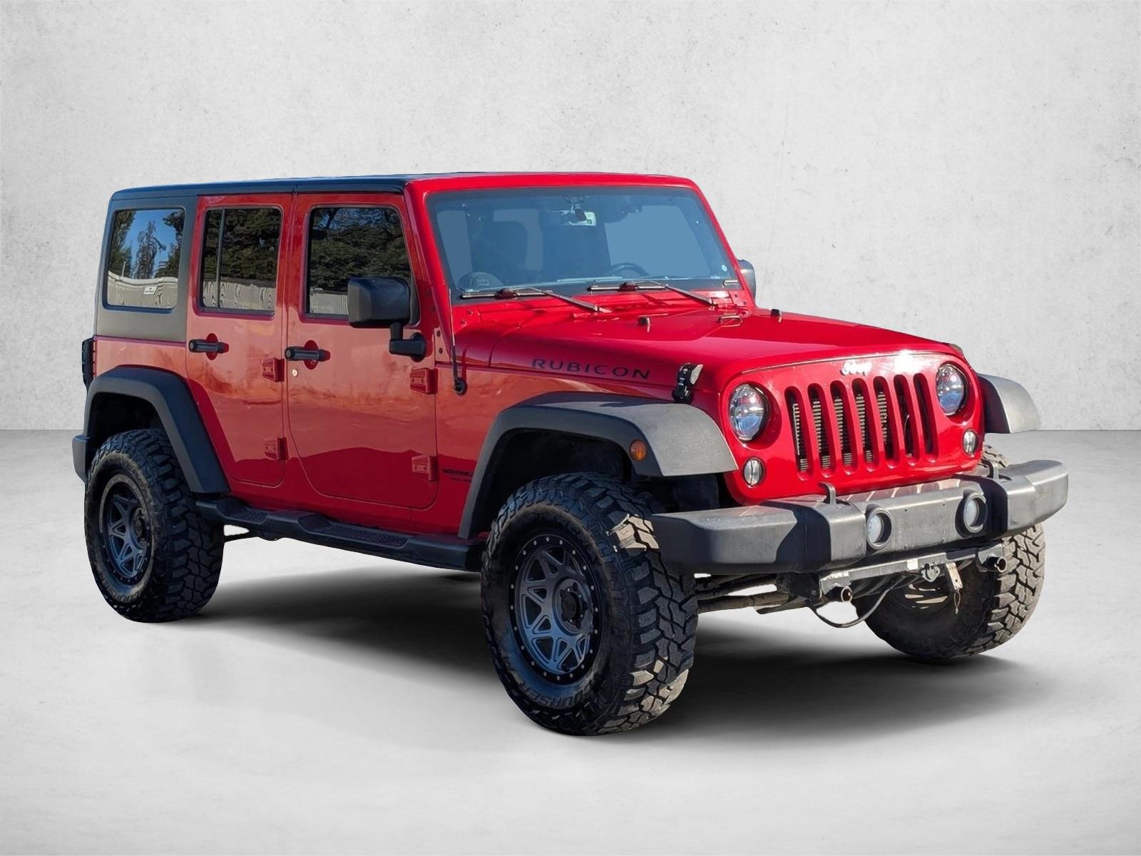 2015 Jeep Wrangler Unlimited Rubicon photo 3