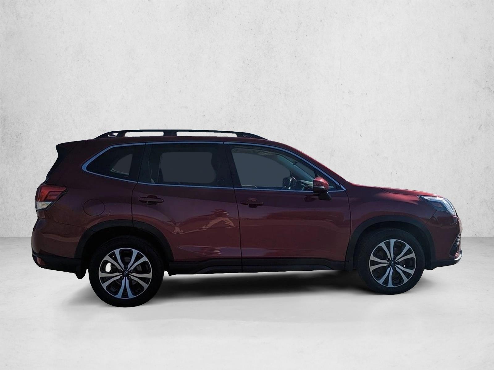 2023 Subaru Forester Limited photo 4