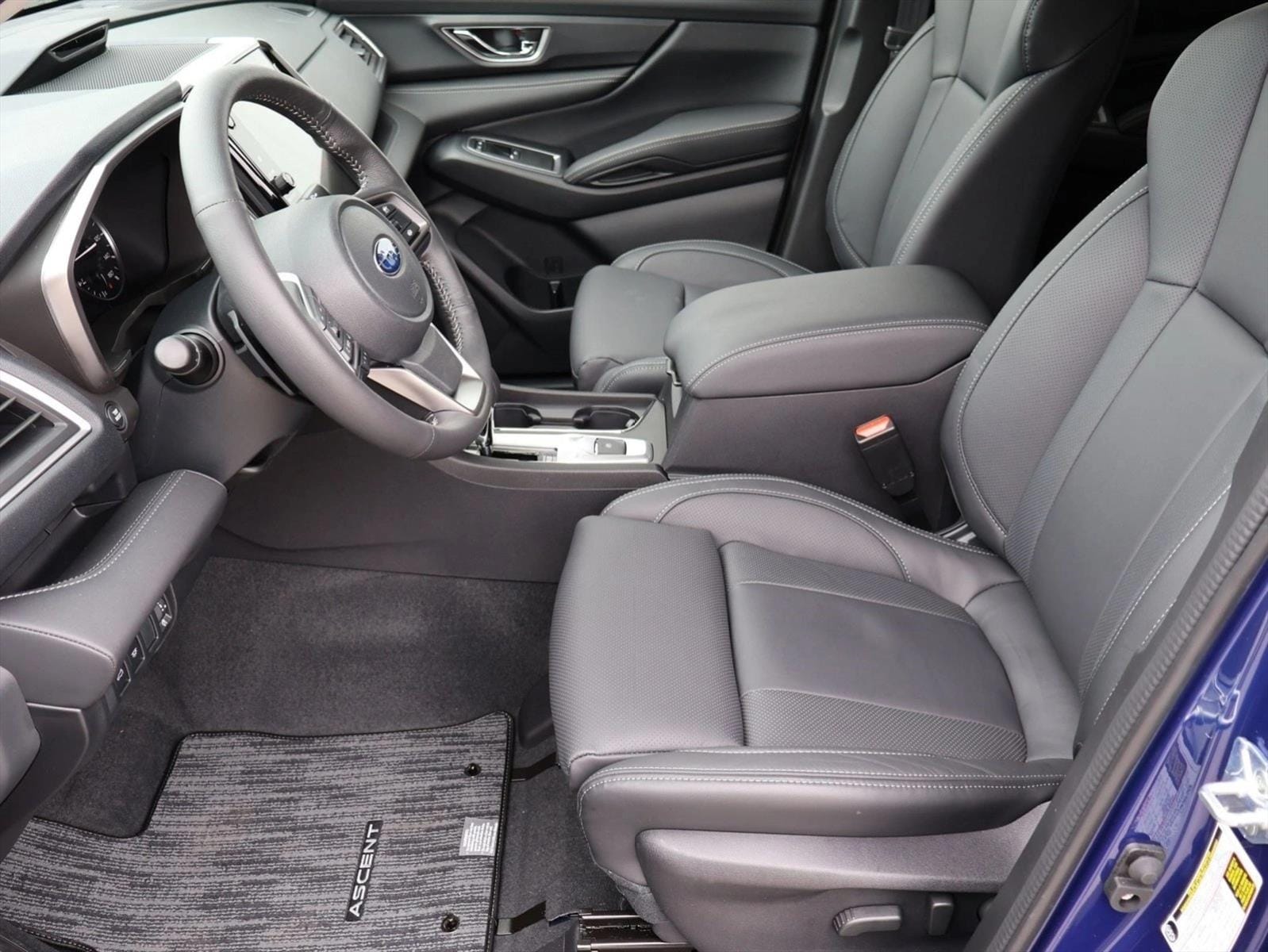 2026 Subaru Ascent Limited - Photo 4