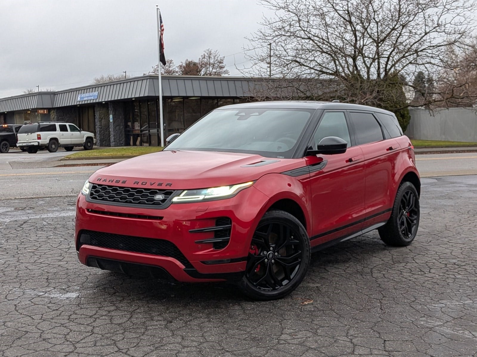 2022 Land Rover Range Rover Evoque HST's photo