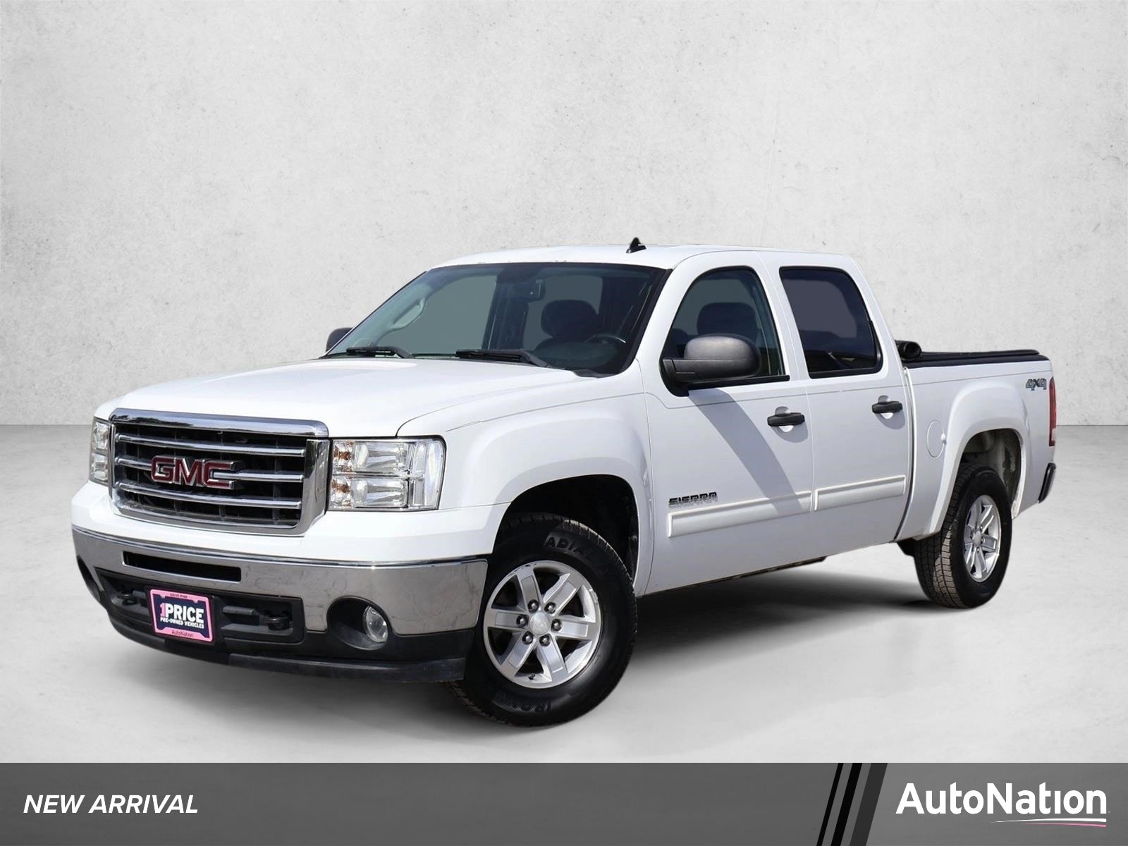 2012 GMC Sierra 4WD Crew Cab SLE SWB's photo