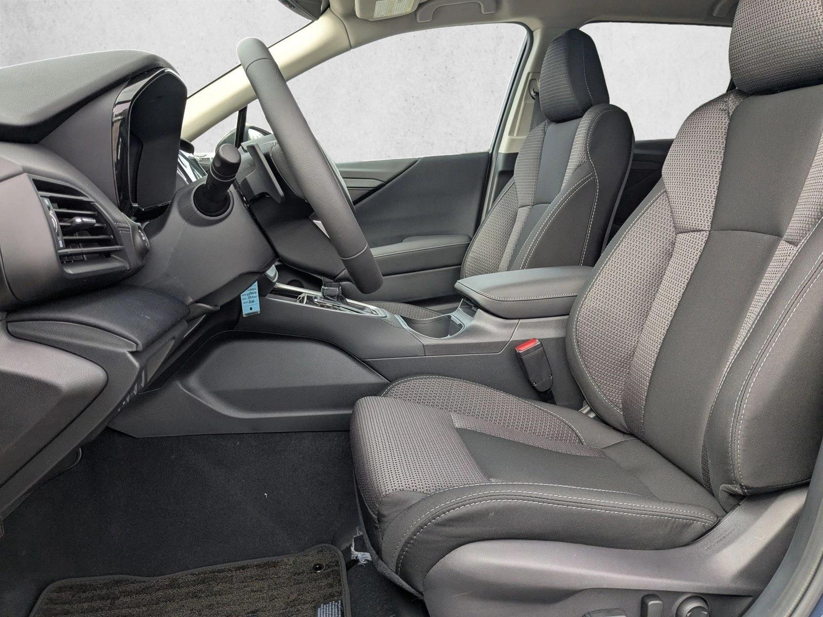 2025 Subaru Outback Premium photo 4