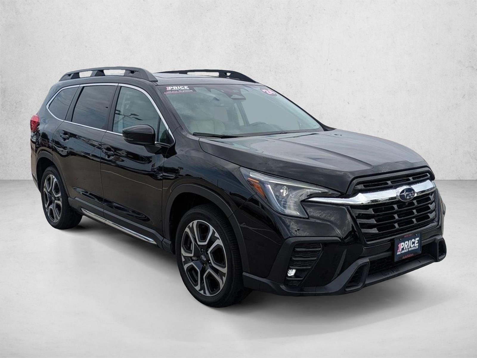 2024 Subaru Ascent Limited photo 3