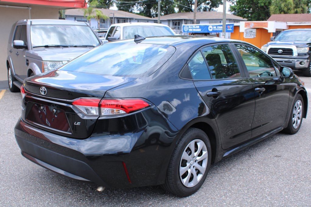 Used 2022 Toyota Corolla LE Sedan