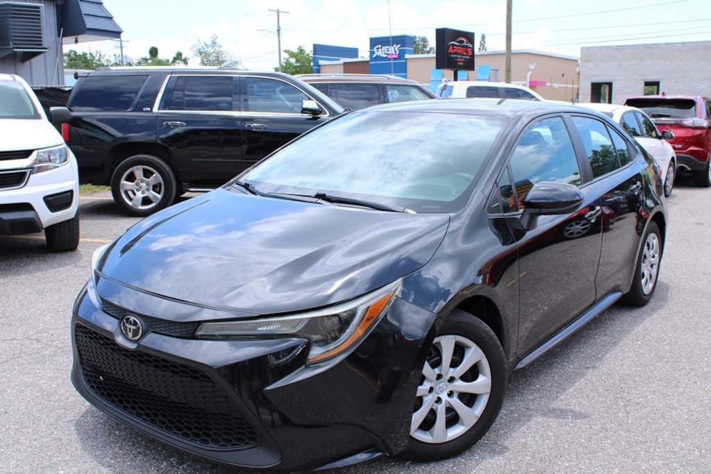 Used 2022 Toyota Corolla LE Sedan