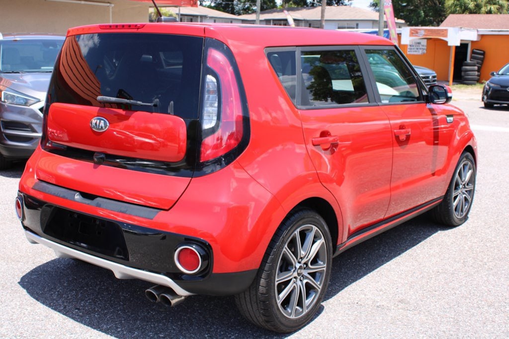 Used 2018 Kia Soul ! Hatchback