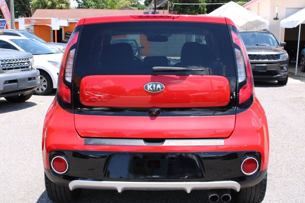 Used 2018 Kia Soul ! Hatchback