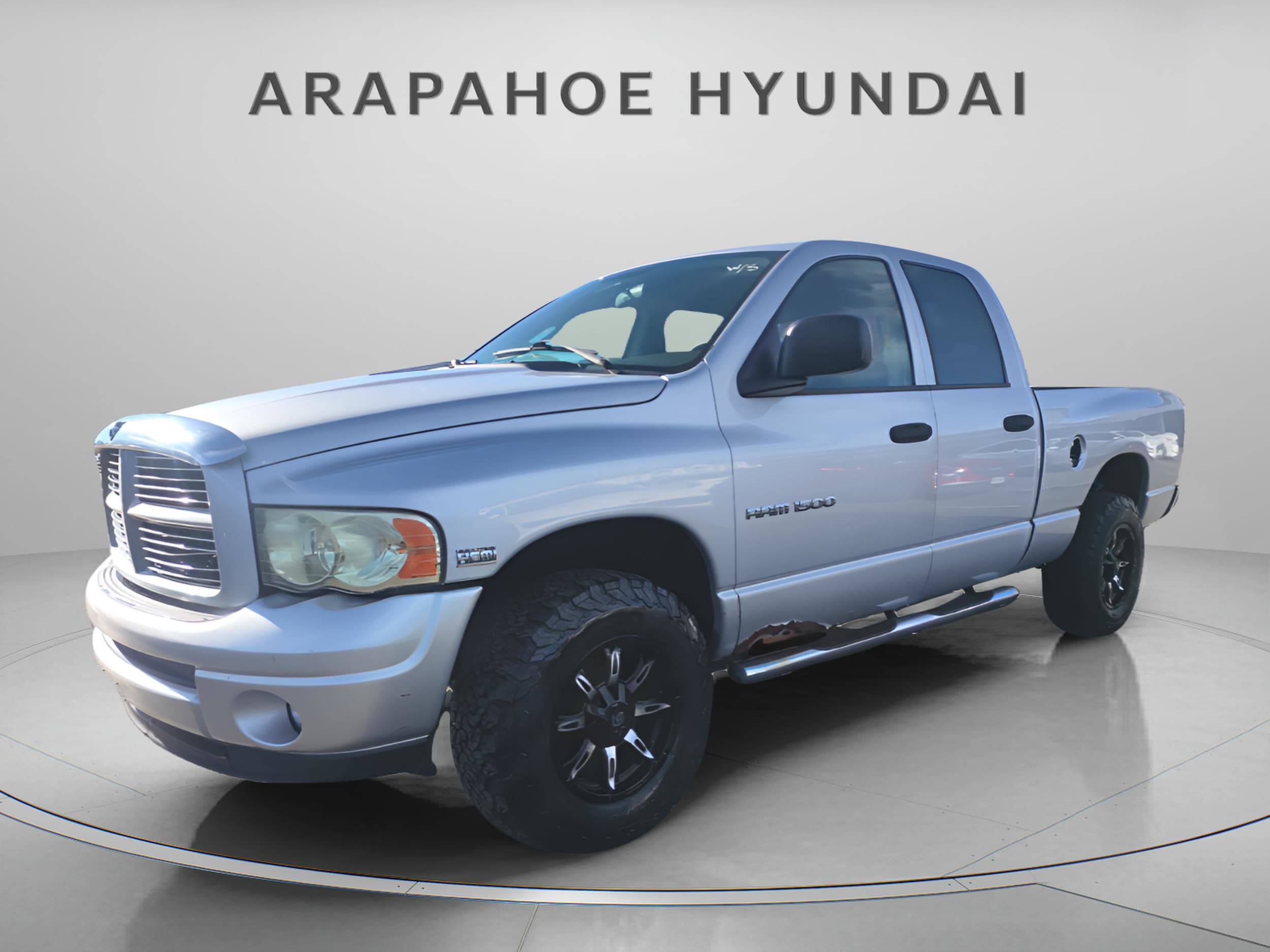 2004 Dodge Ram 1500 Pickup Laramie