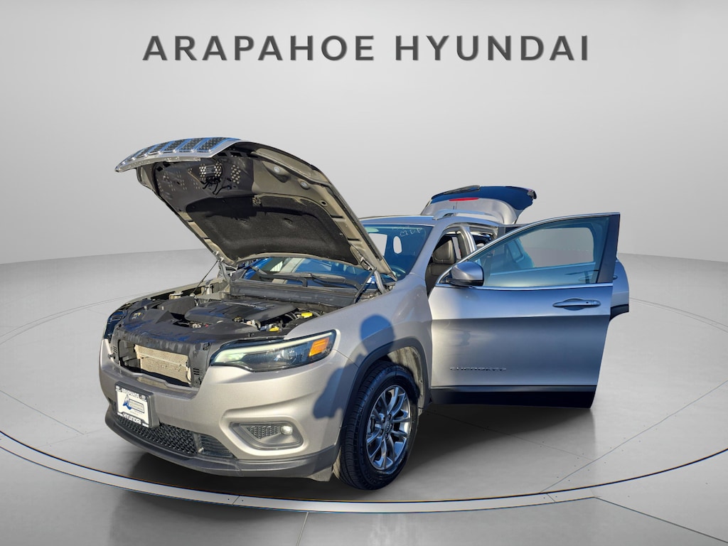 Used 2019 Jeep Cherokee Latitude Plus 4x4 SUV