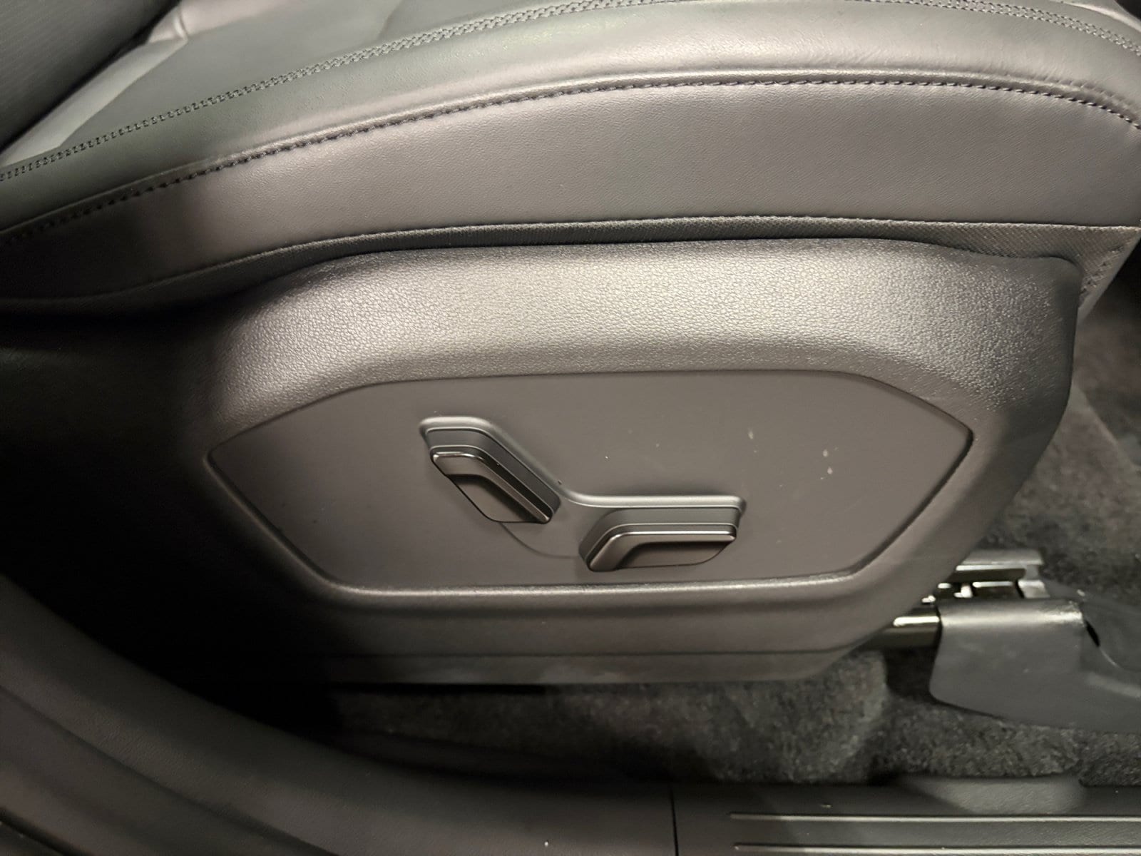2026 Hyundai Santa Fe Calligraphy - Photo 32