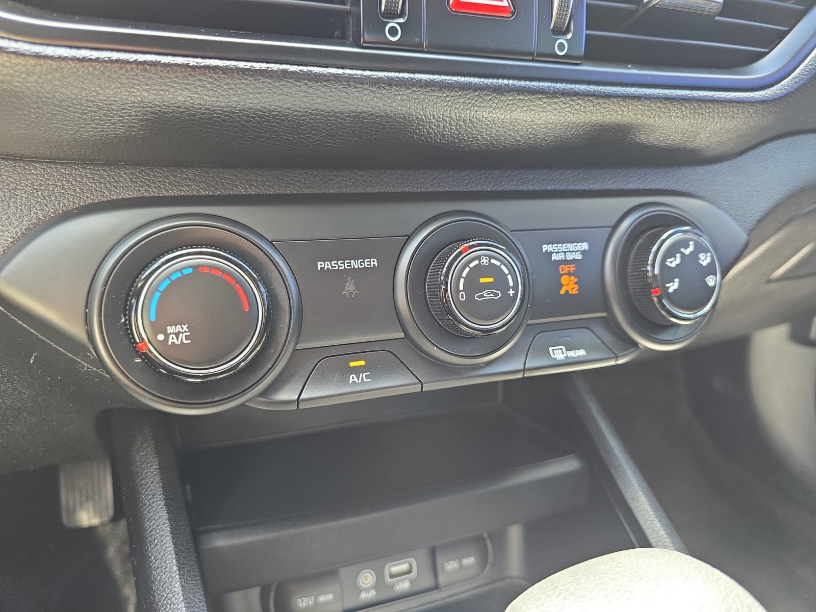 2020 Kia FORTE LXS - Photo 23