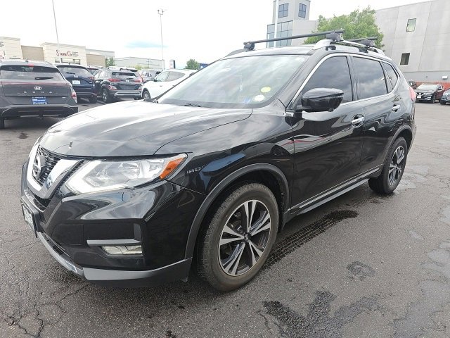 2017 Nissan Rogue SL photo 2