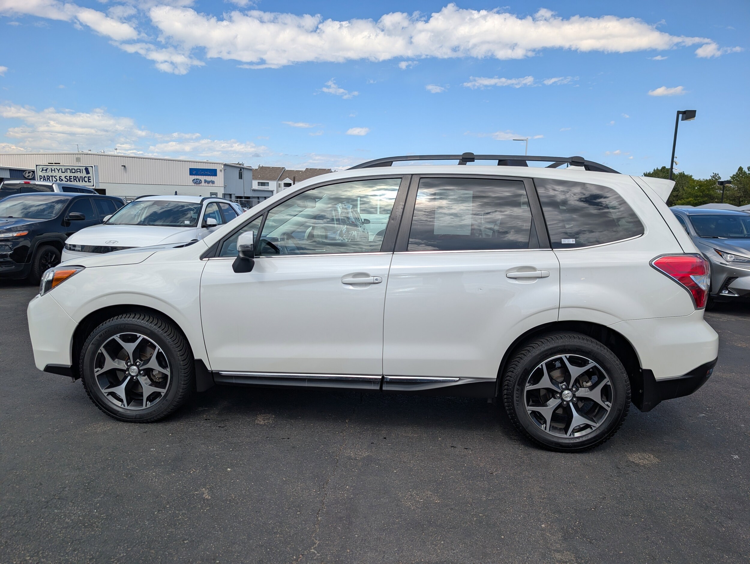 2016 Subaru Forester 2.0XT Touring photo 2