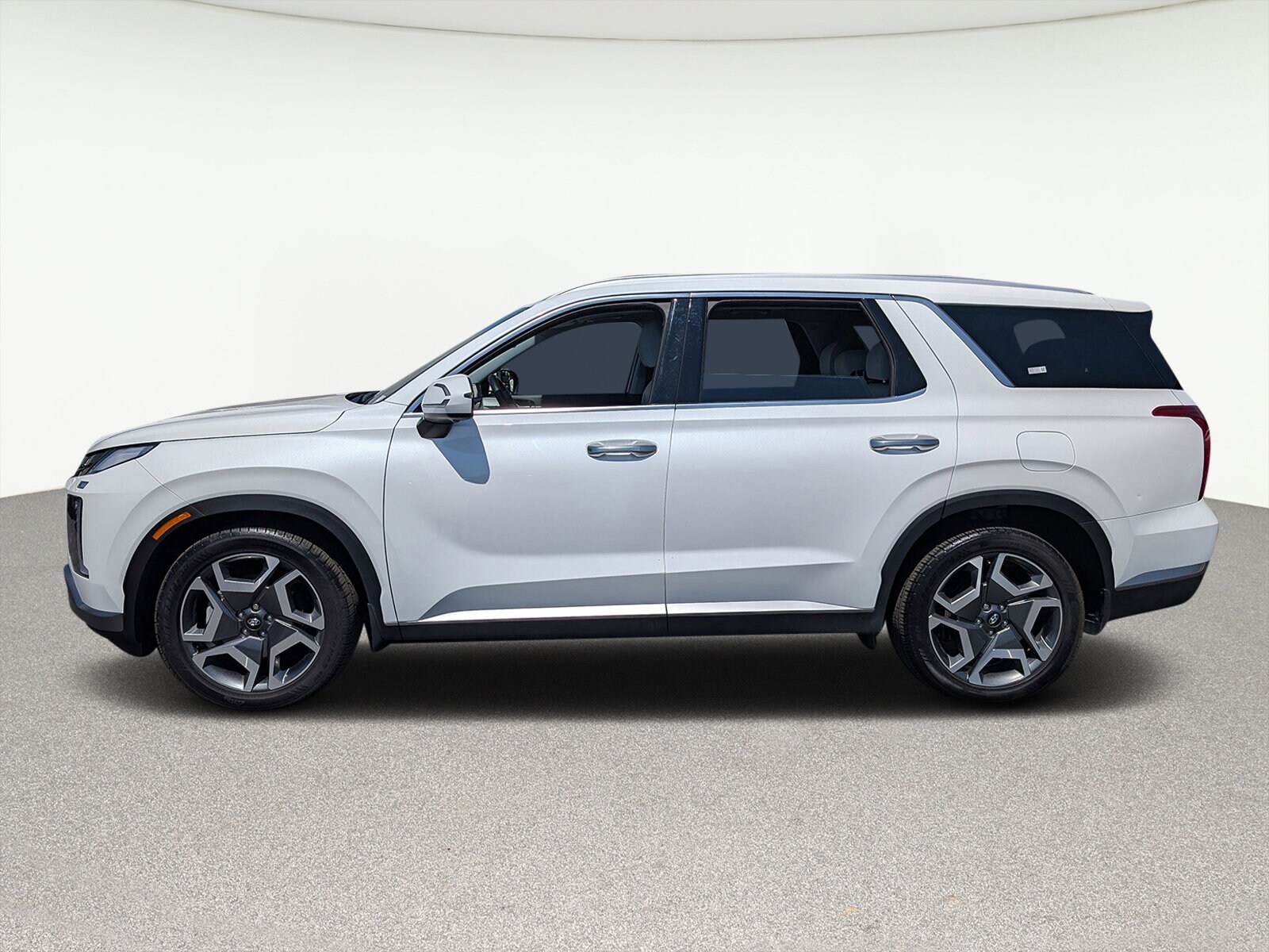 Certified 2023 Hyundai Palisade SEL with VIN KM8R4DGE5PU631572 for sale in Centennial, CO