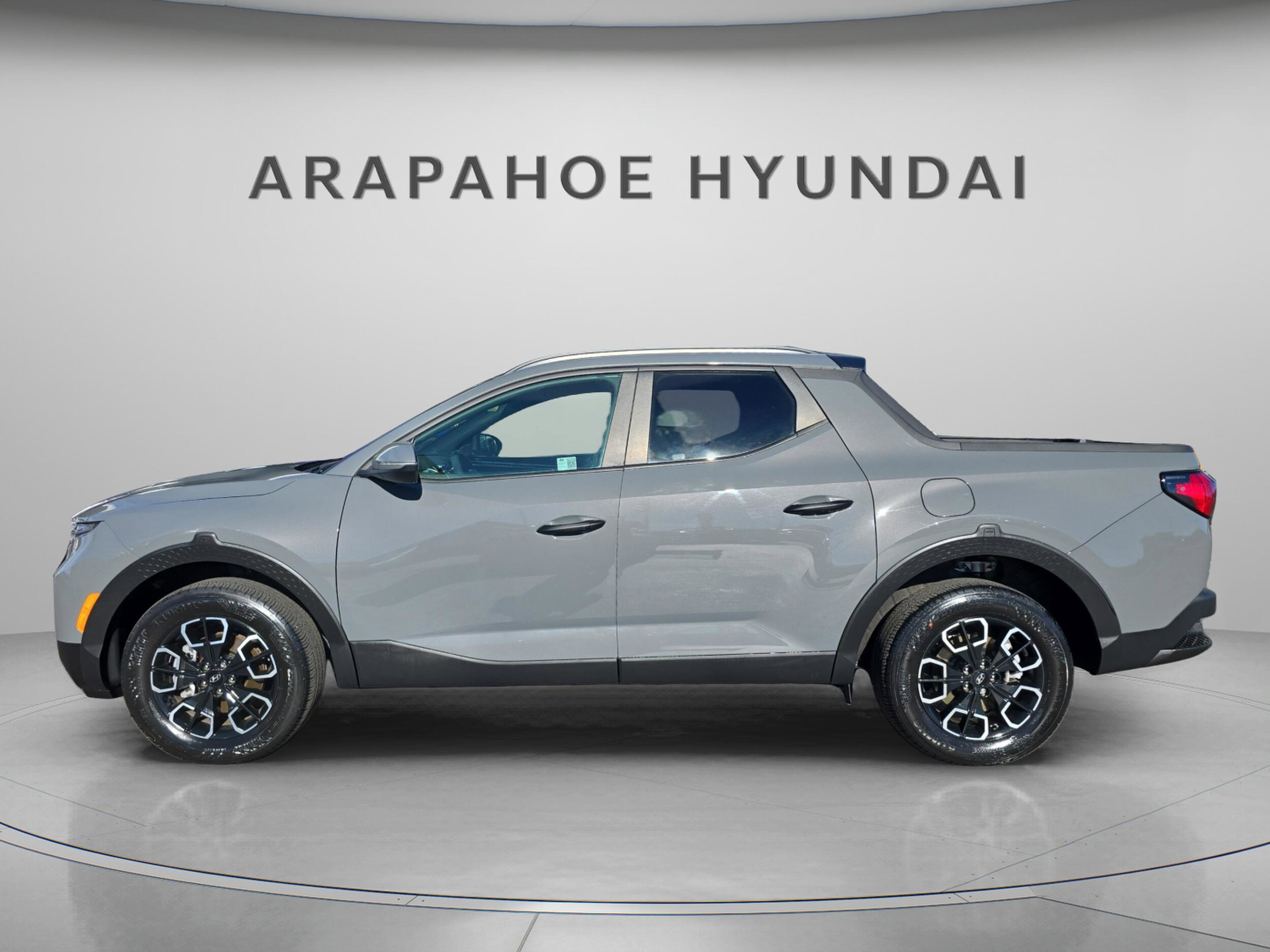 2024 Hyundai Santa Cruz SEL photo 2