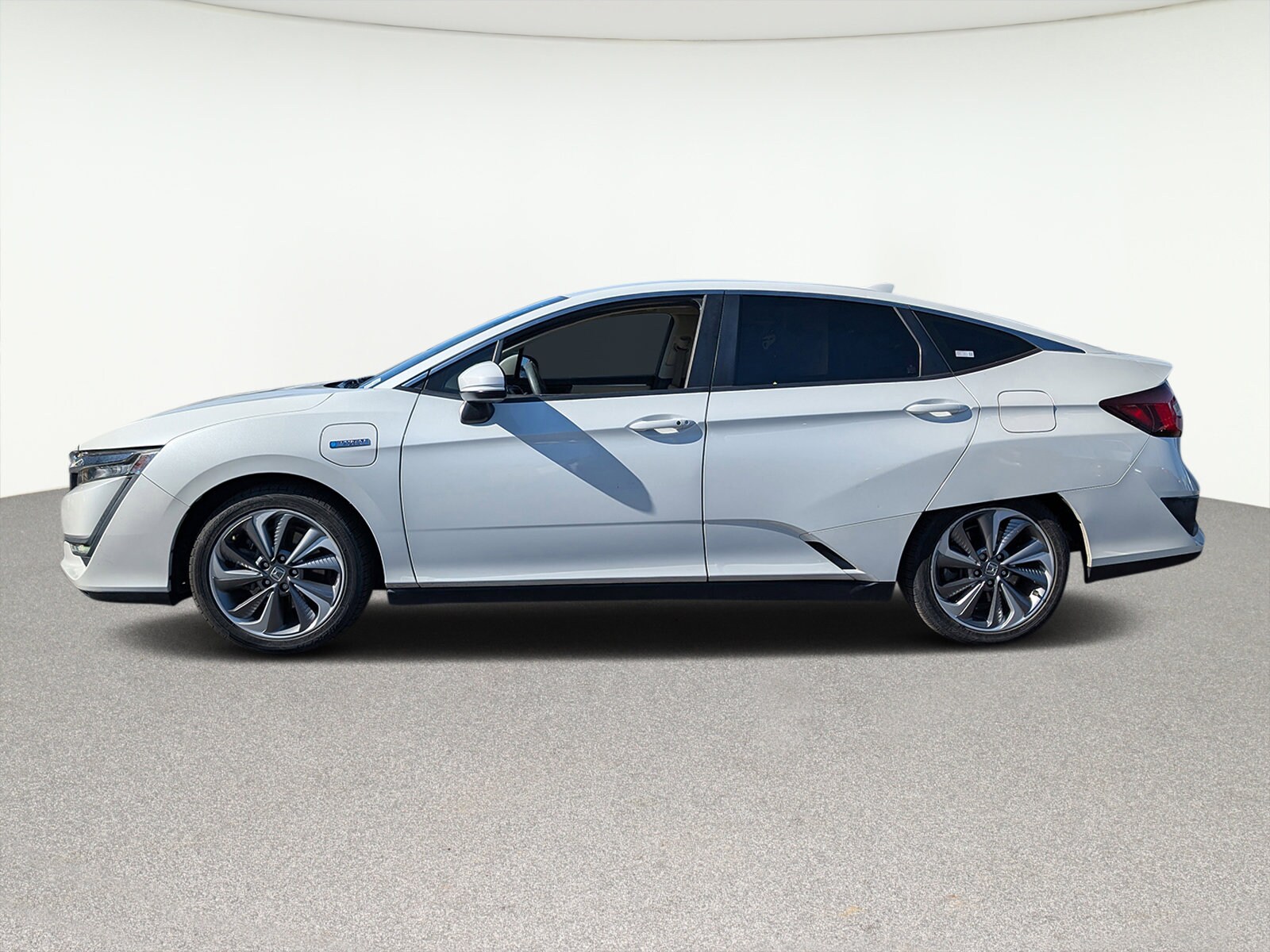 Used 2018 Honda Clarity Base with VIN JHMZC5F10JC019271 for sale in Centennial, CO