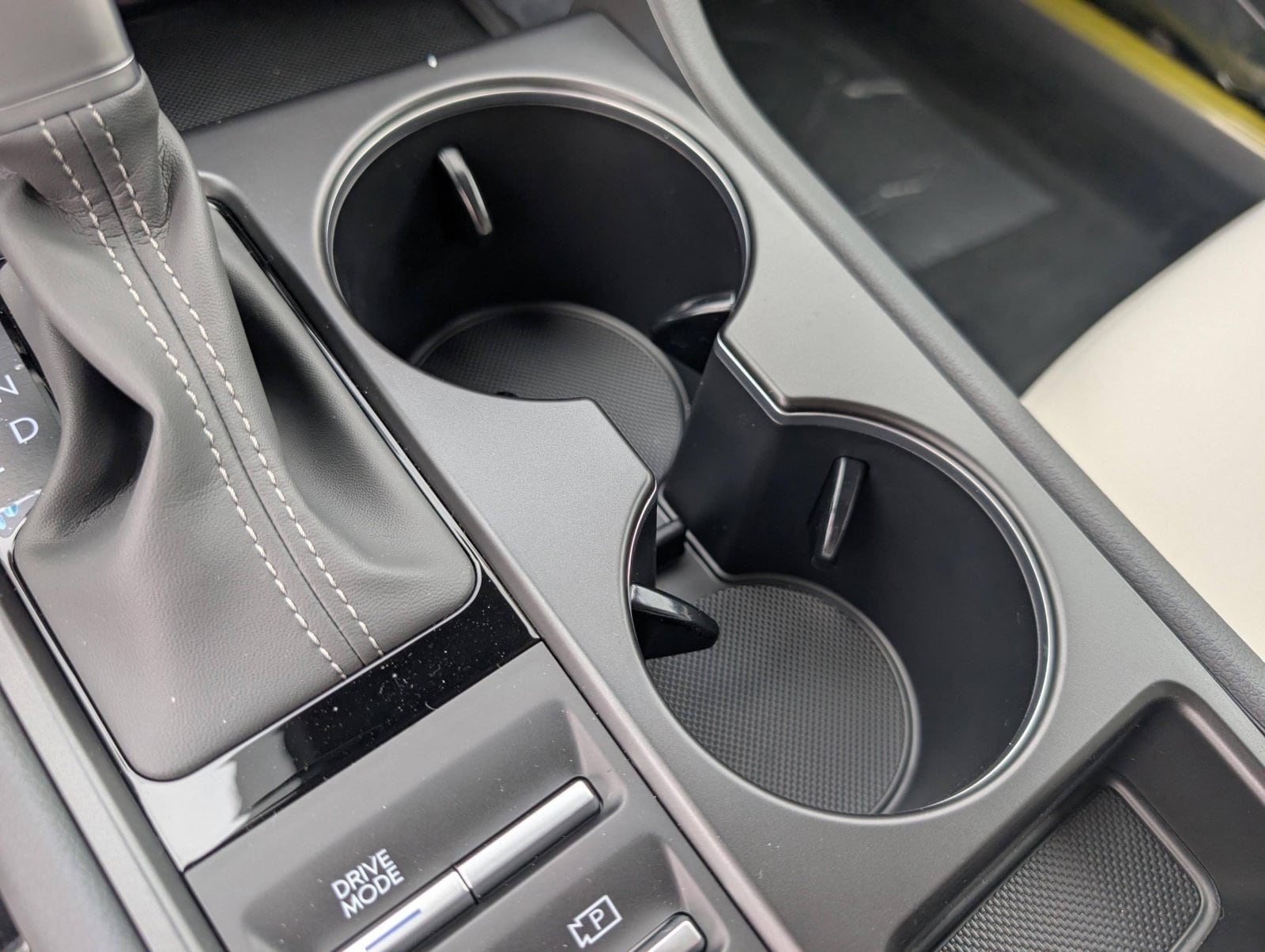 2025 Hyundai Sonata SE - Photo 31