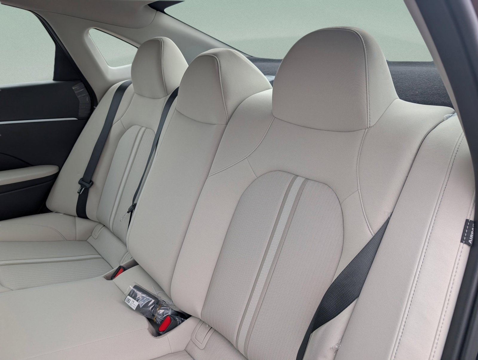 2025 Hyundai Sonata SE - Photo 17