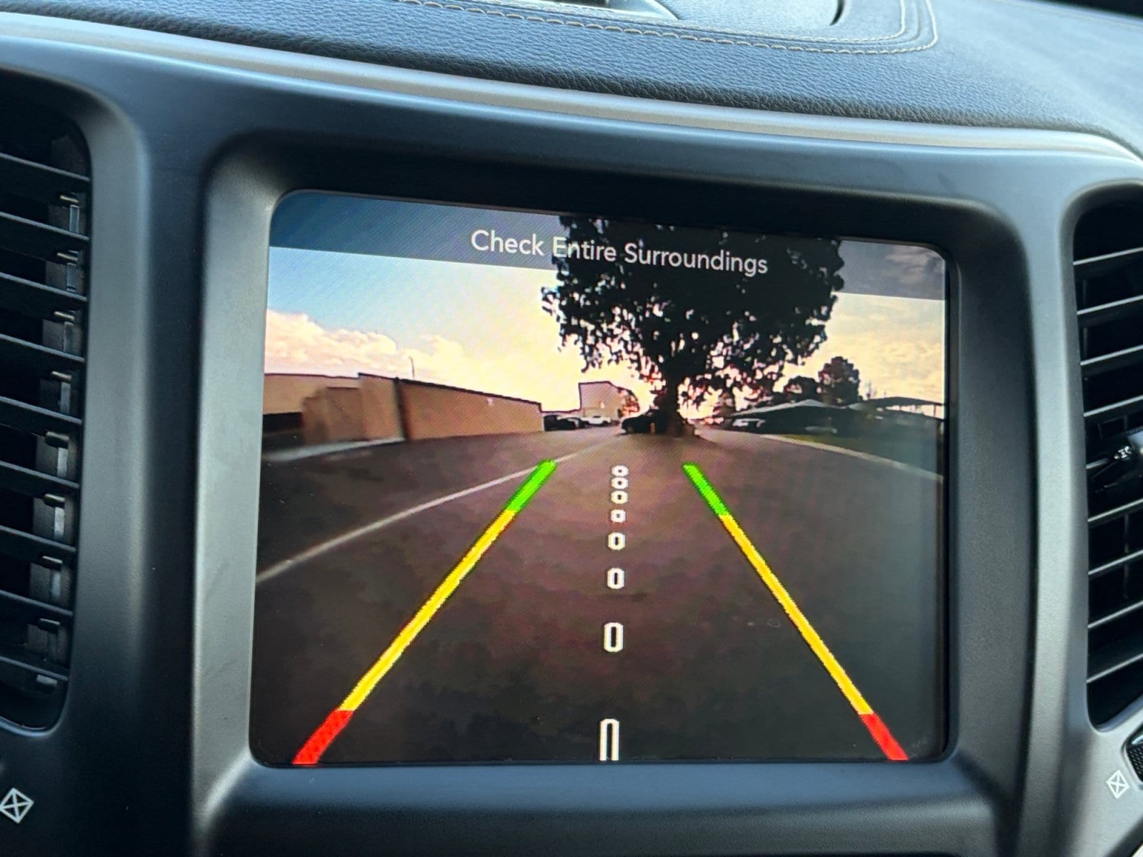 2017 Jeep Cherokee Limited - Photo 24