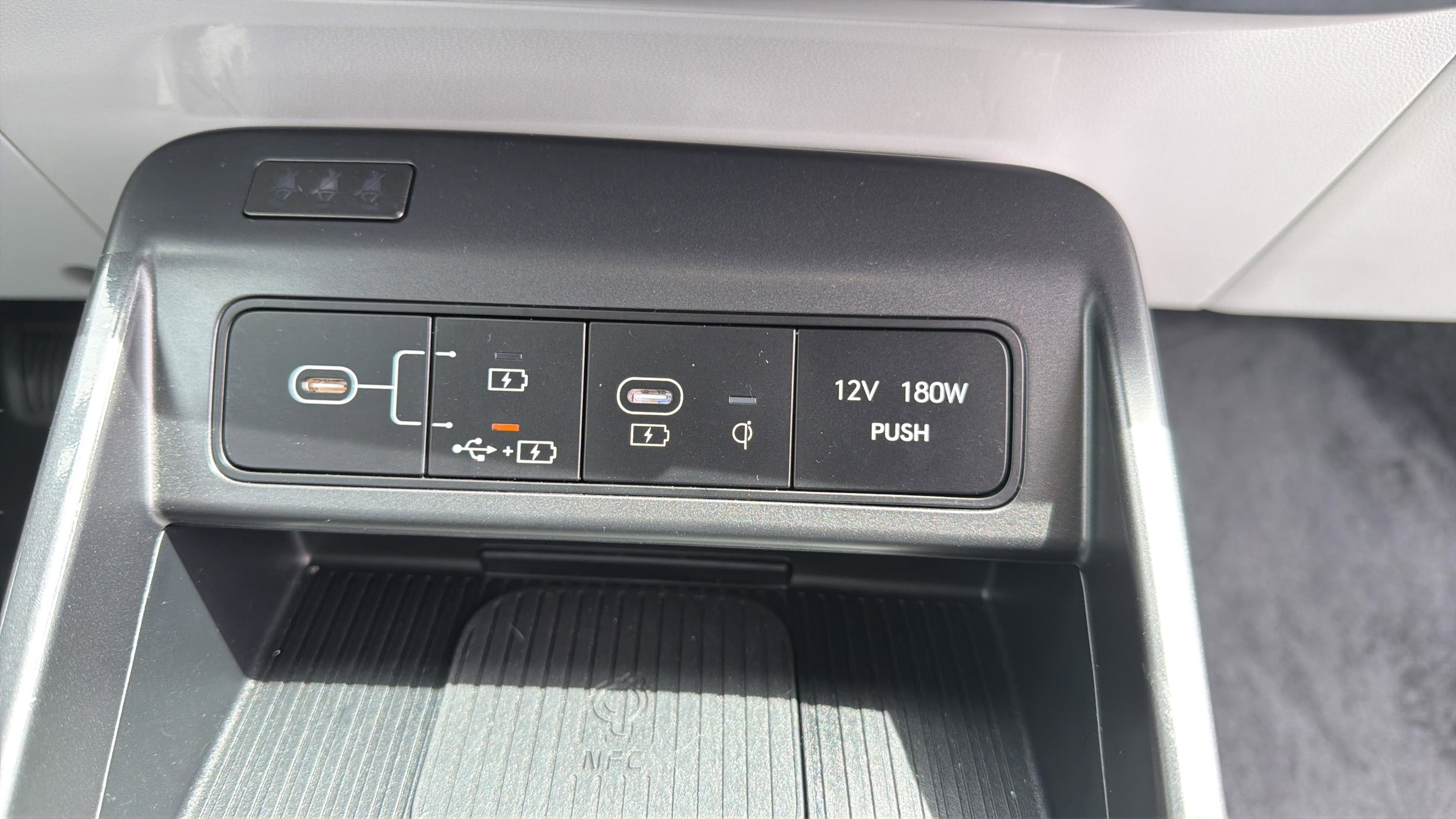 2025 Hyundai Kona SEL Convenience - Photo 28