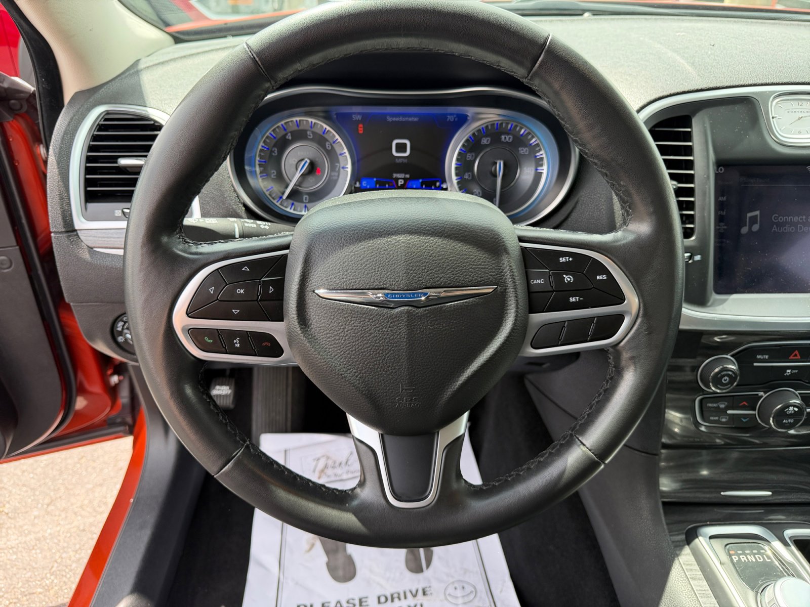 2020 Chrysler 300 Touring - Photo 9