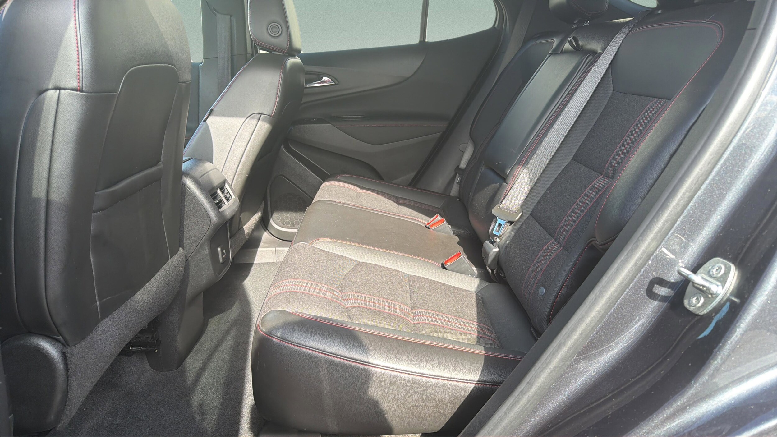 2022 Chevrolet Equinox RS - Photo 17