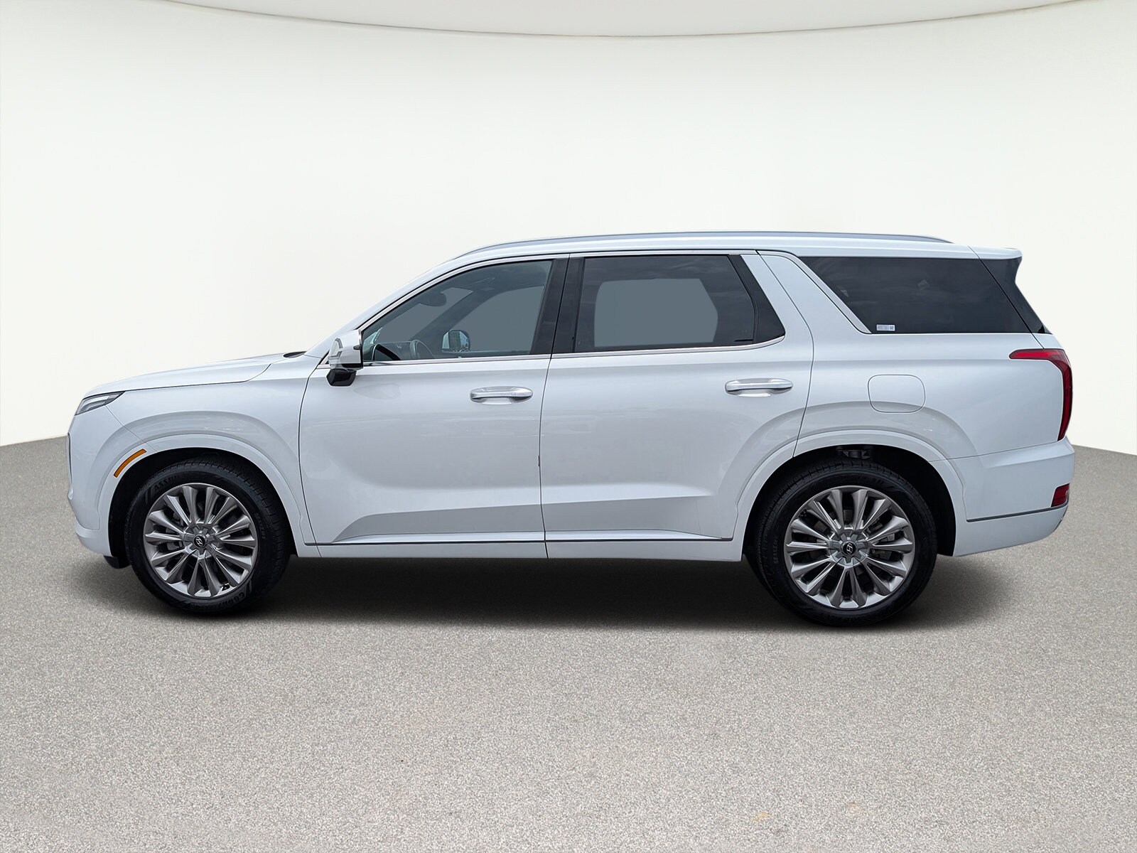 Certified 2020 Hyundai Palisade Limited with VIN KM8R5DHE5LU137377 for sale in Centennial, CO
