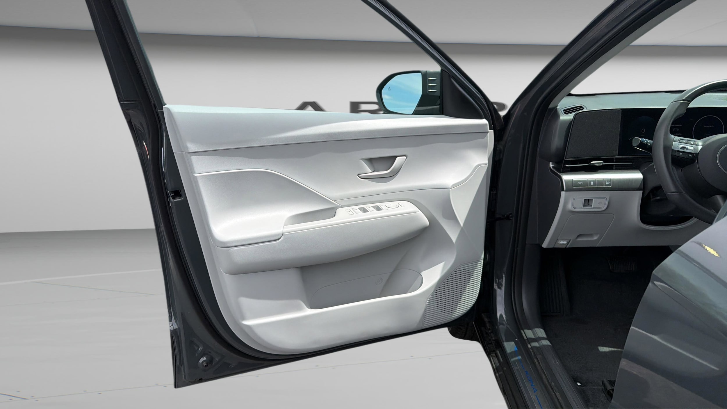 2025 Hyundai Kona SEL Convenience - Photo 13