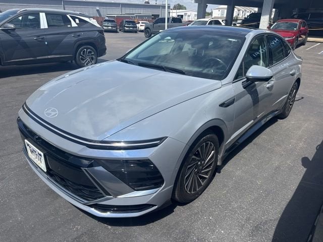 2024 Hyundai Sonata Hybrid