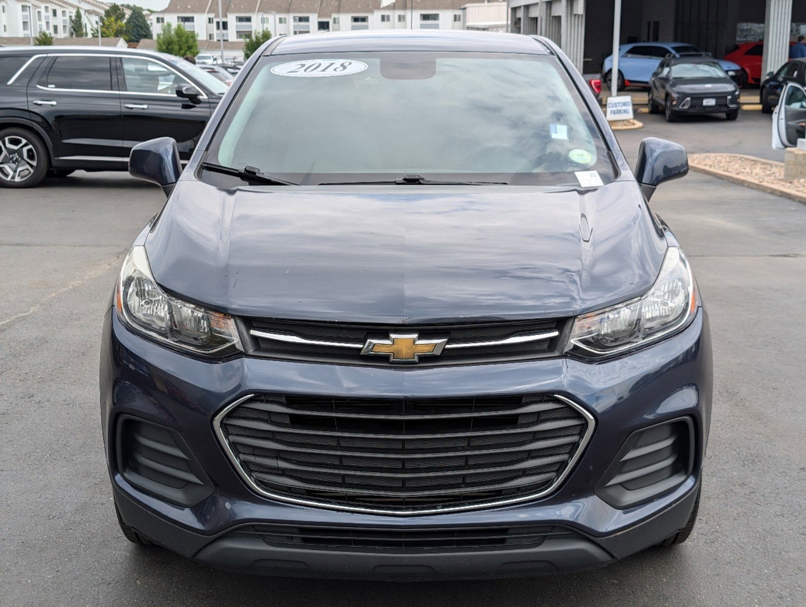 Used 2018 Chevrolet Trax LS with VIN 3GNCJNSB5JL225953 for sale in Centennial, CO