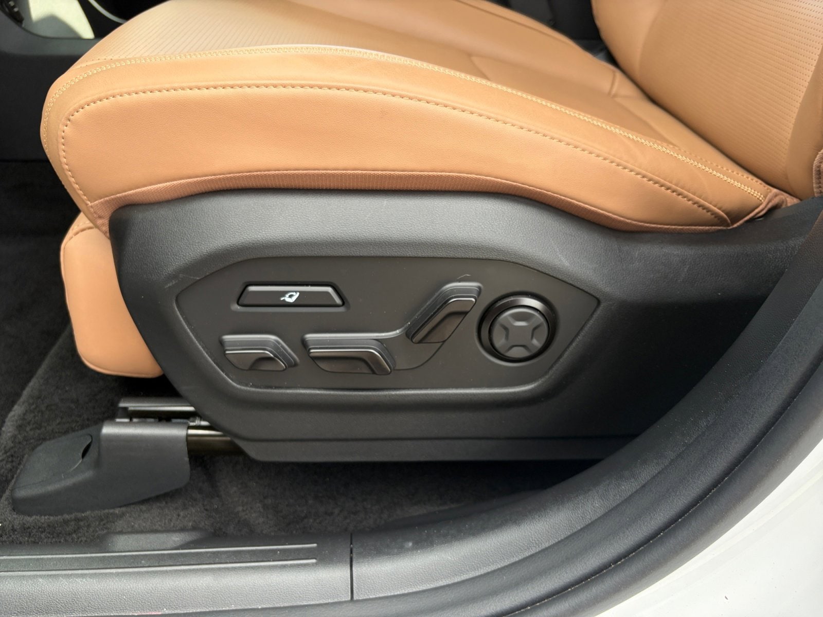 2026 Hyundai Santa Fe Calligraphy - Photo 15