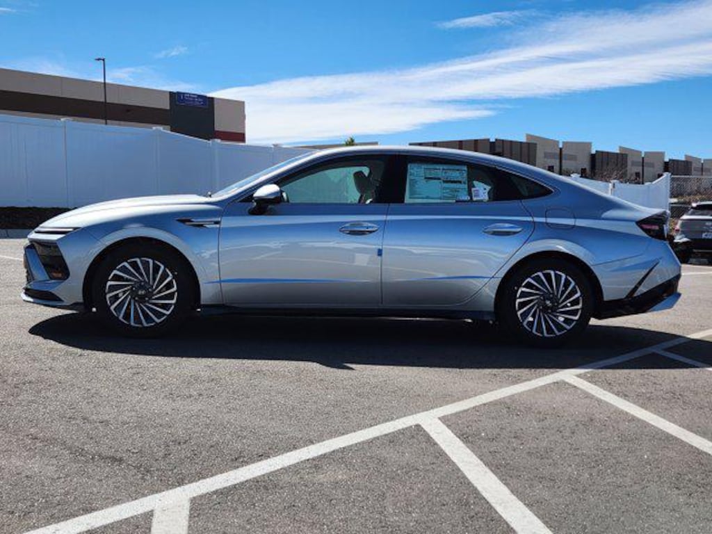 New 2026 Hyundai Sonata Hybrid SEL Sedan