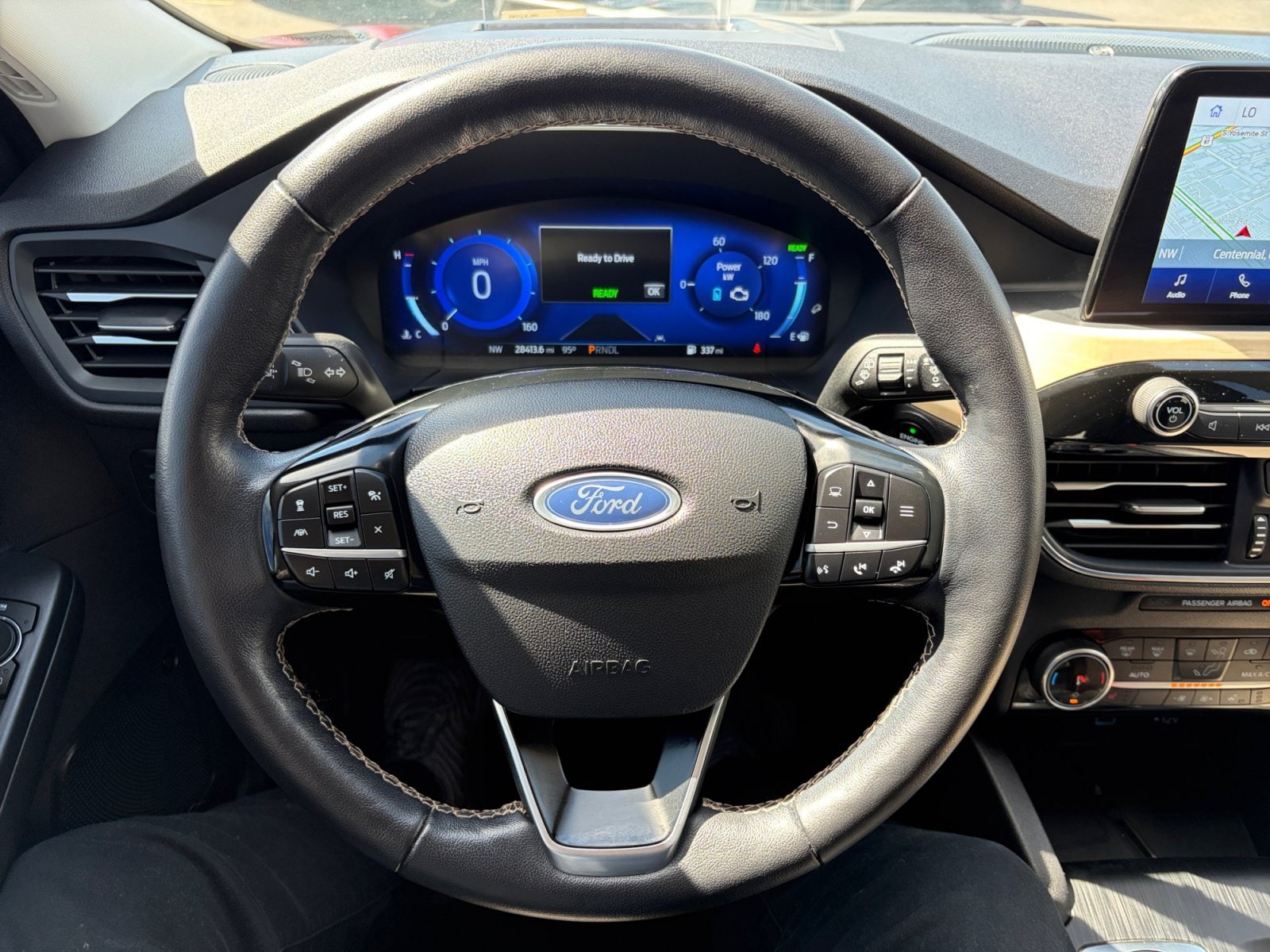 2022 Ford Escape Titanium - Photo 20