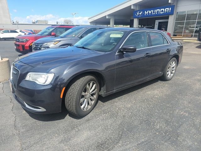 2015 Chrysler 300 Limited V6 AWD's photo